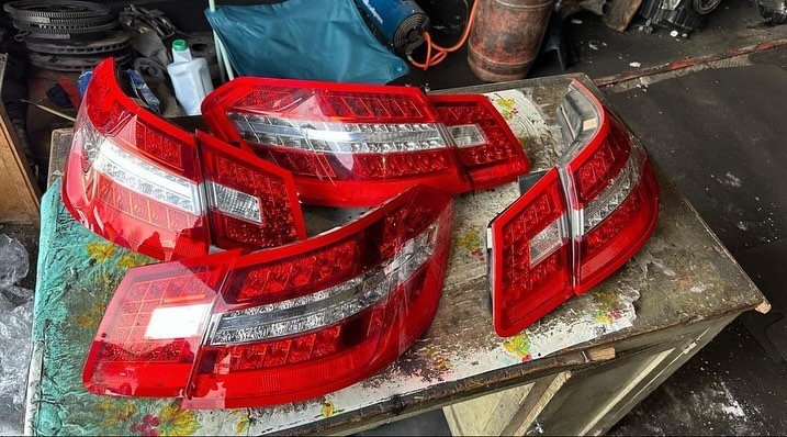 Mercedes 560SEC / 500SEC Fog Lights | Original OEM Quality - Image 3