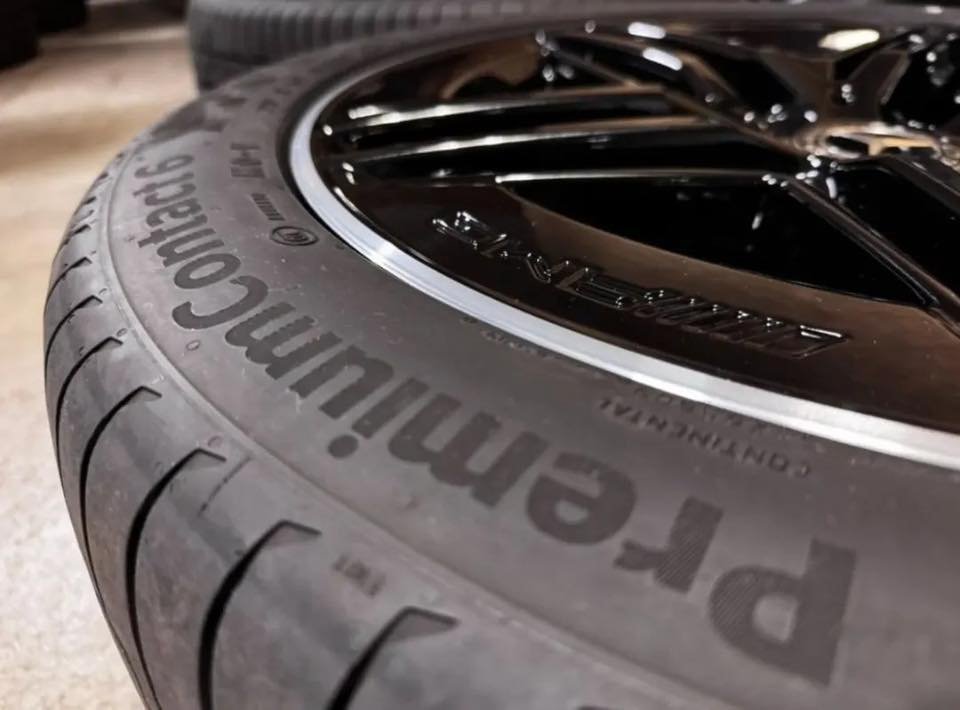 Luxury-Driven Version MERCEDES AMG TIRES - Image 3