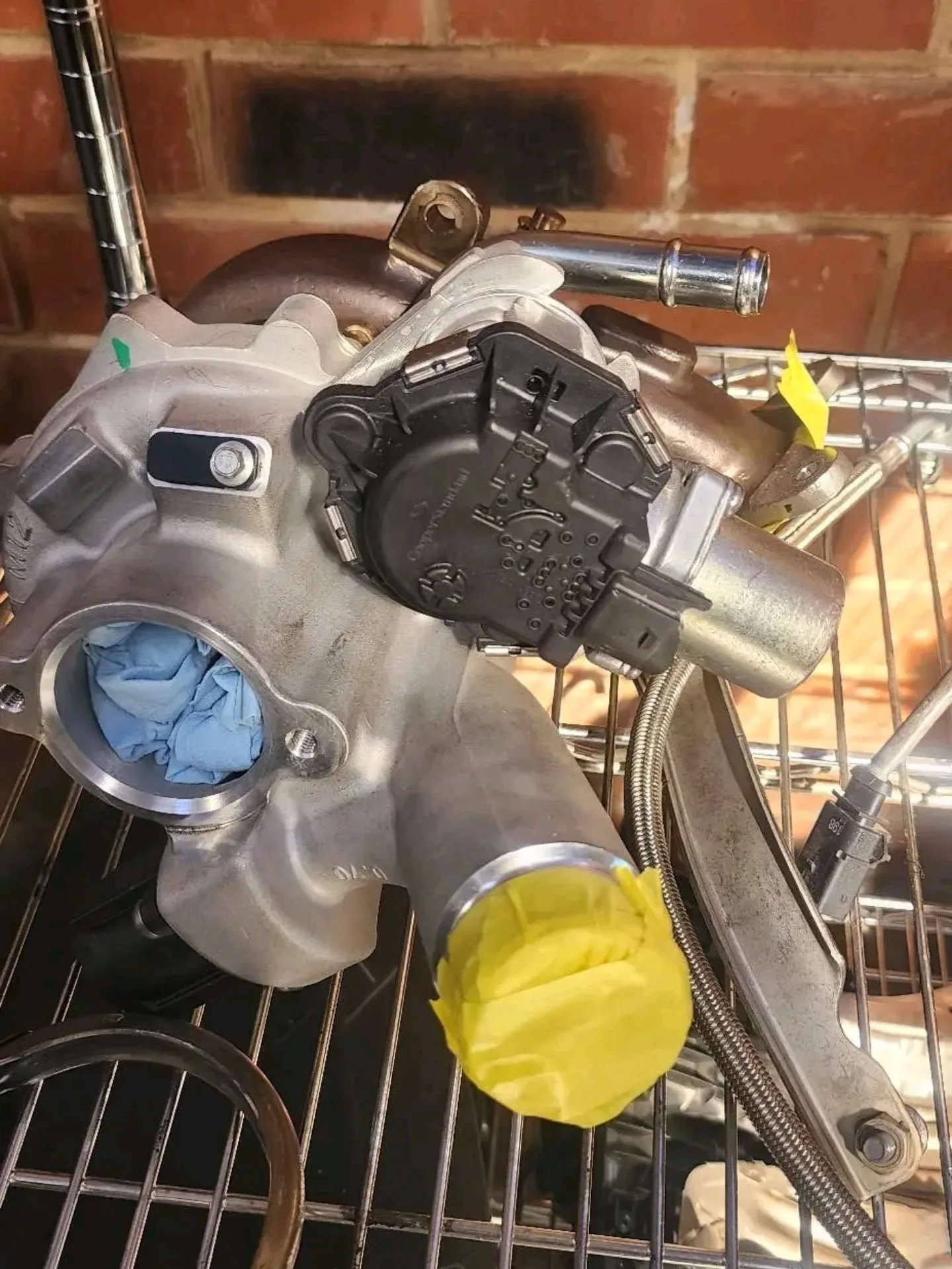 AUDI BODY PARTS/OLD AND BRAND NEW - Image 76