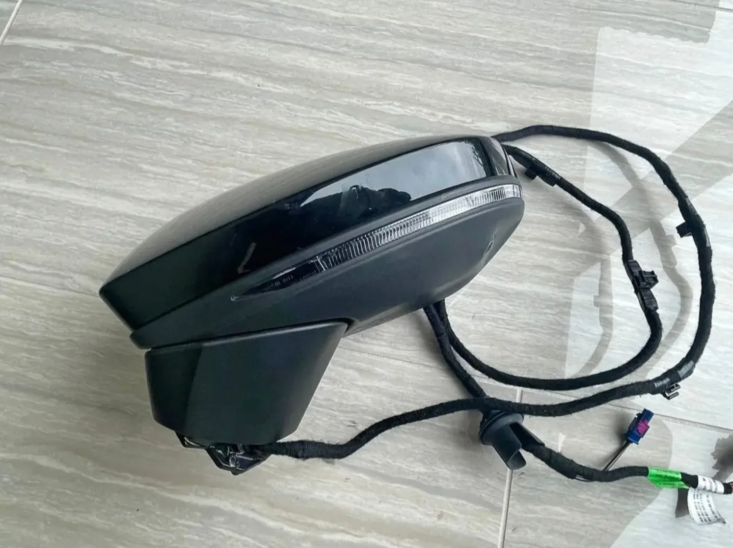 AUDI BODY PARTS/OLD AND BRAND NEW - Image 97