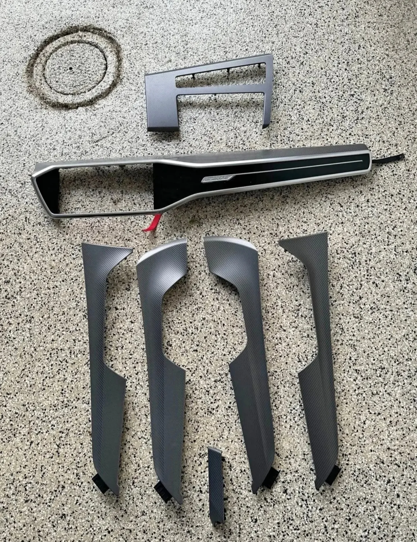 AUDI BODY PARTS/OLD AND BRAND NEW - Image 106