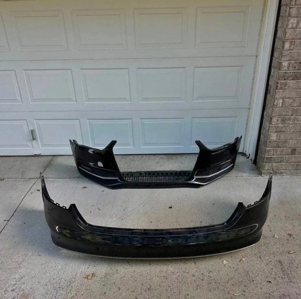 AUDI BODY PARTS/OLD AND BRAND NEW - Image 64