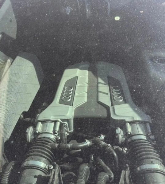 AUDI BODY PARTS/OLD AND BRAND NEW - Image 31