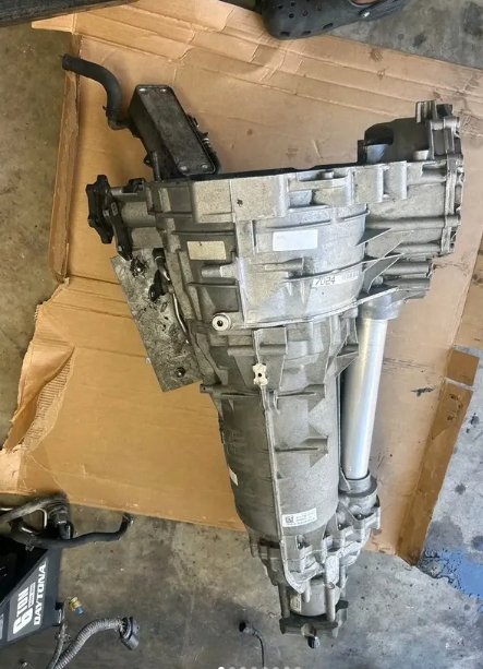 AUDI BODY PARTS/OLD AND BRAND NEW - Image 59