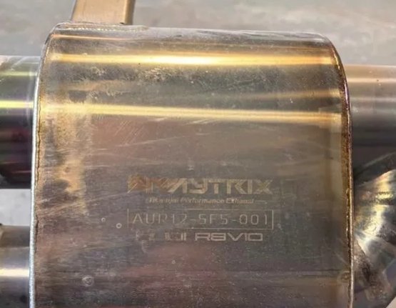 AUDI BODY PARTS/OLD AND BRAND NEW - Image 58