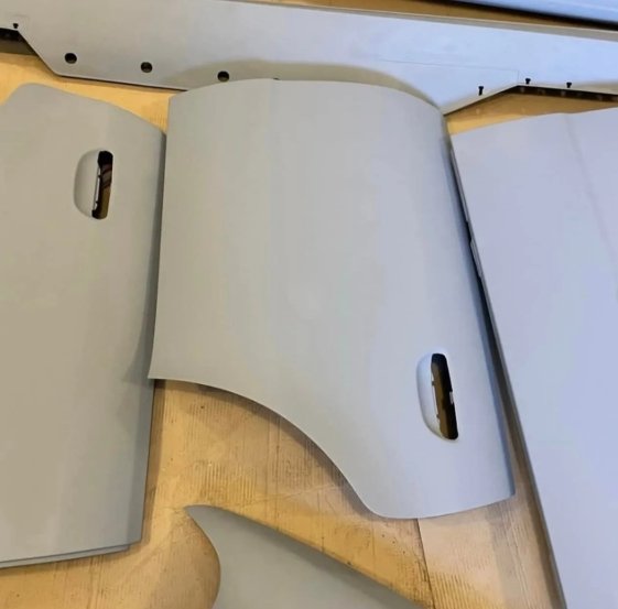 AUDI BODY PARTS/OLD AND BRAND NEW - Image 54